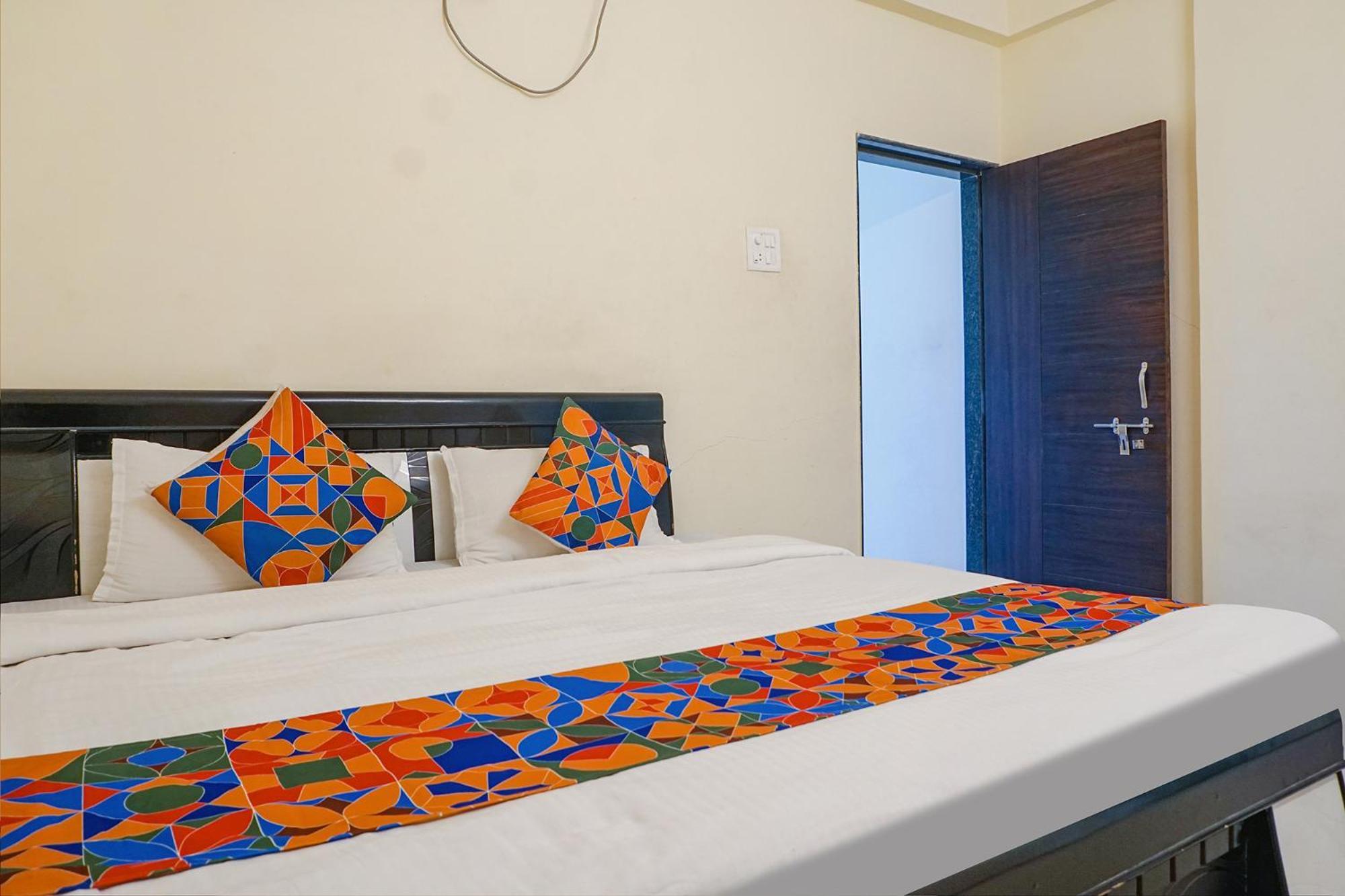 Fabexpress Vaishnav Inn Talegaon Dabhade 外观 照片
