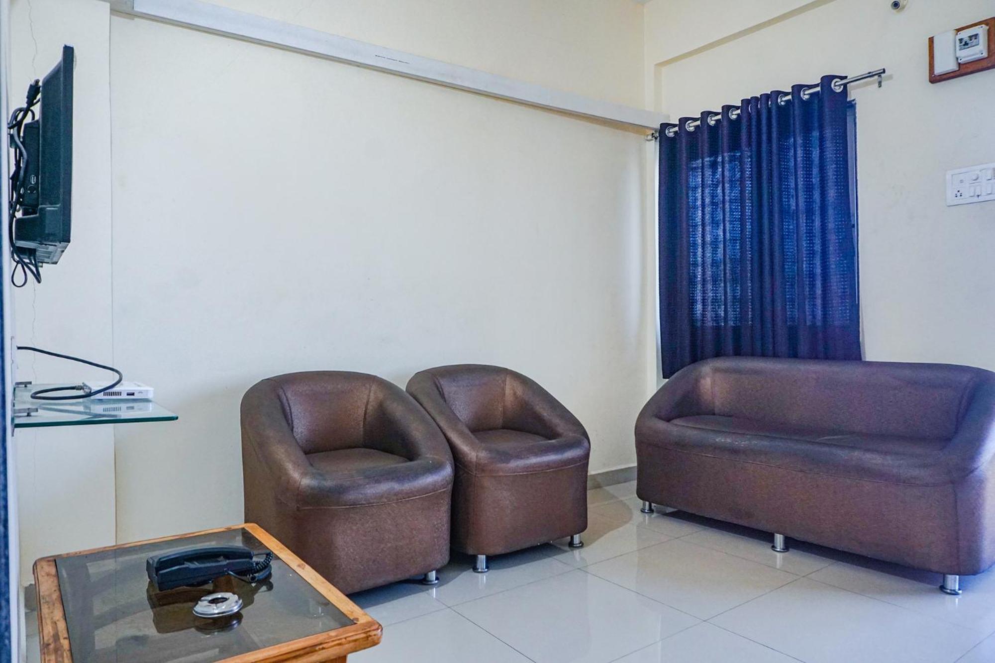 Fabexpress Vaishnav Inn Talegaon Dabhade 外观 照片