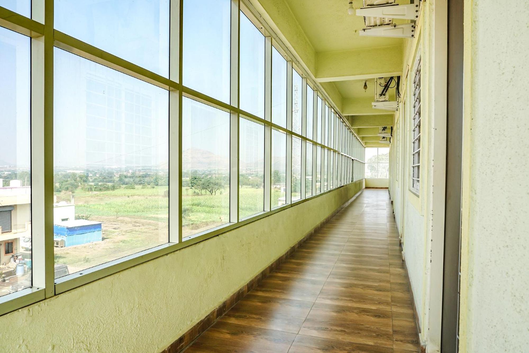 Fabexpress Vaishnav Inn Talegaon Dabhade 外观 照片