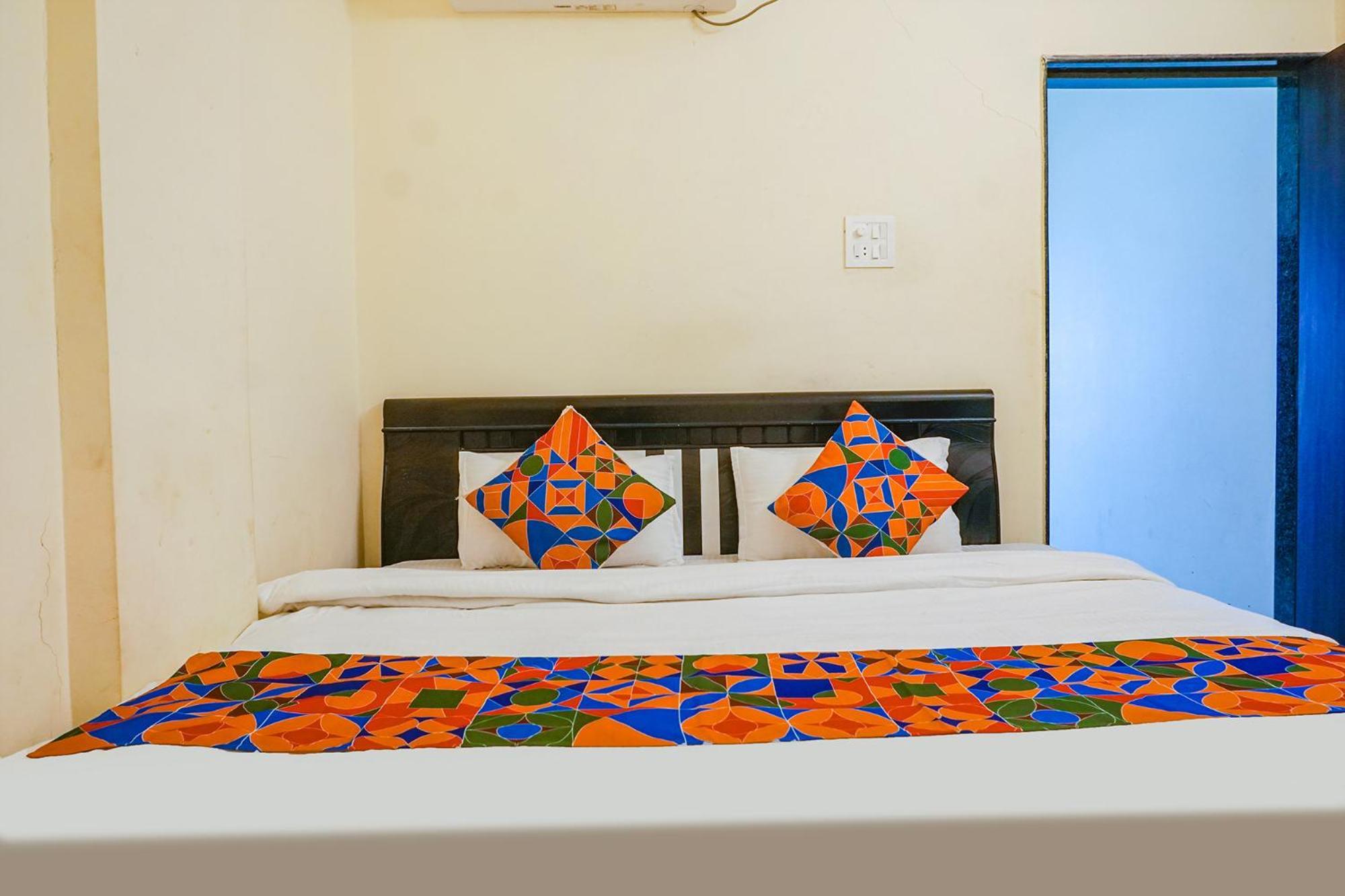 Fabexpress Vaishnav Inn Talegaon Dabhade 外观 照片