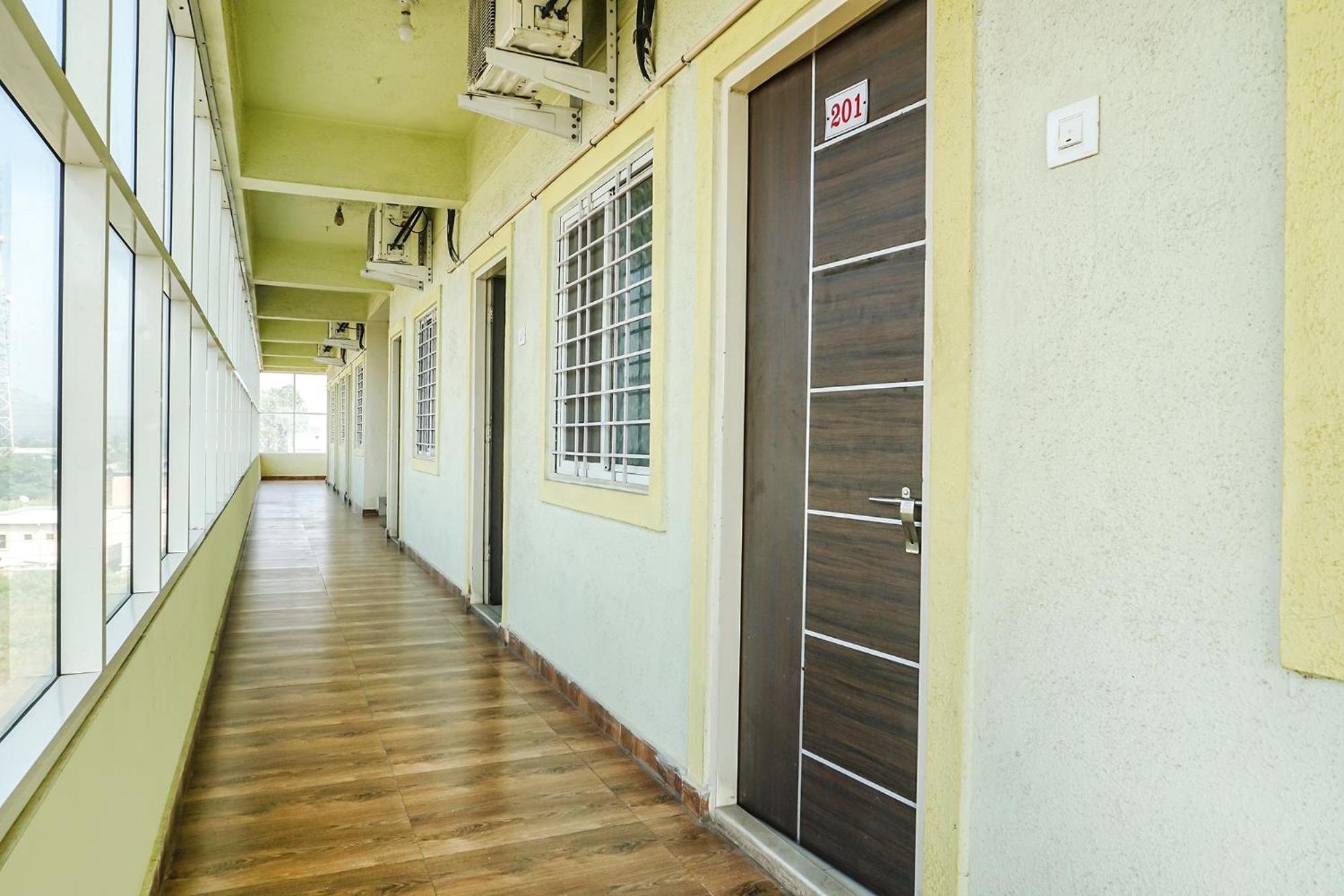 Fabexpress Vaishnav Inn Talegaon Dabhade 外观 照片